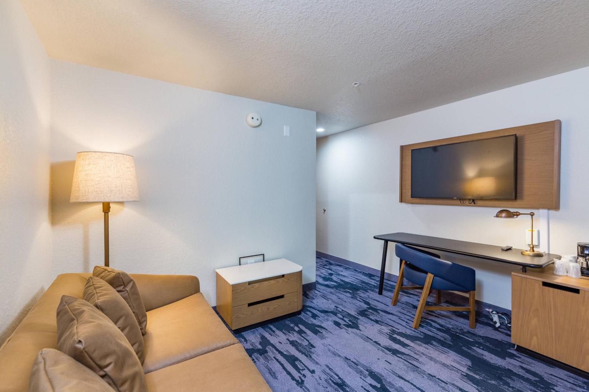 Fairfield Inn And Suites By Marriott Tampa North Temple Terrace Εξωτερικό φωτογραφία