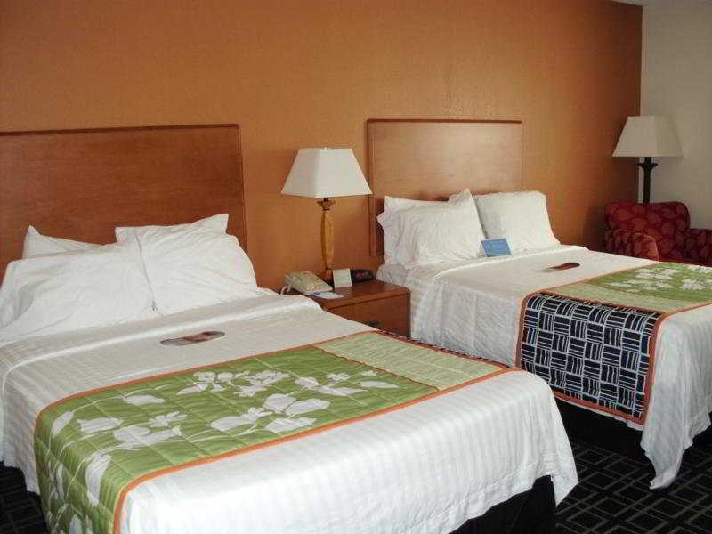 Fairfield Inn And Suites By Marriott Tampa North Temple Terrace Εξωτερικό φωτογραφία